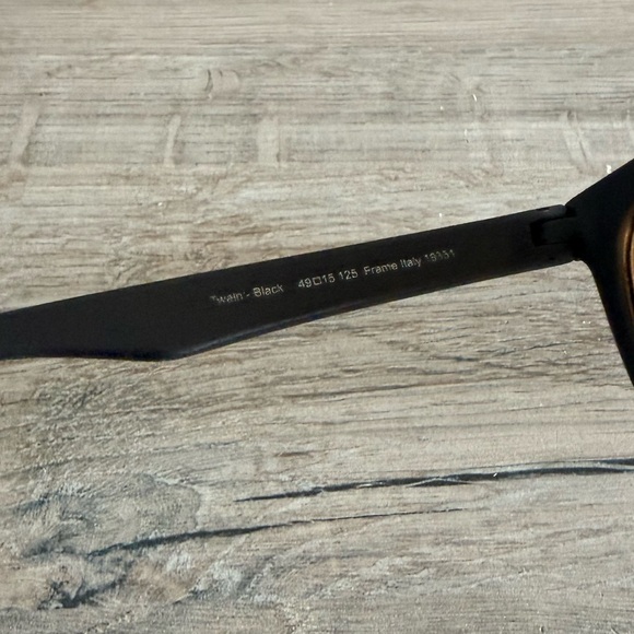 Enchroma kids Twain colorblind glasses mild deutan - Picture 5 of 5